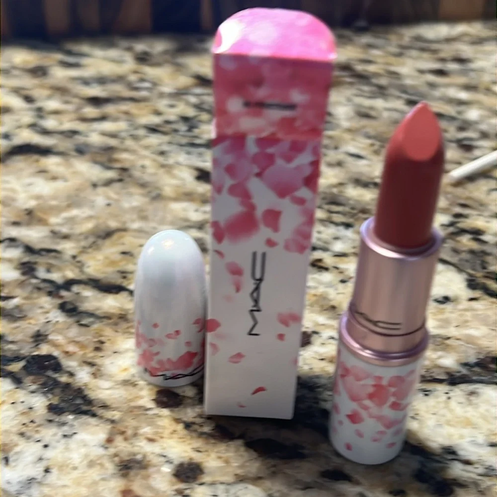 🌙💕Mac Hi Fructease Lipstick